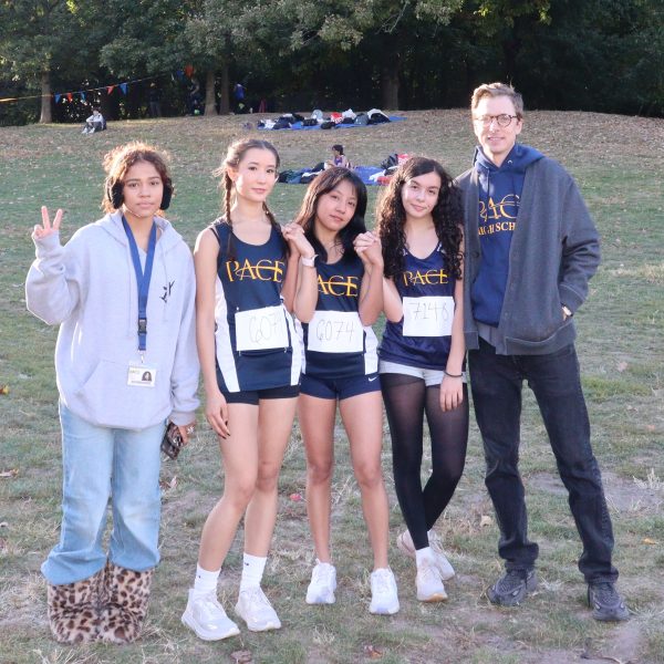 Manager Brie Diaz, Maya Zolotoriov, Guadalupe Abarca Vazquez, Mariya Atik, Coach Cyphert